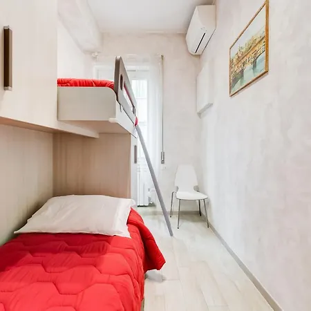 Egades House 로마