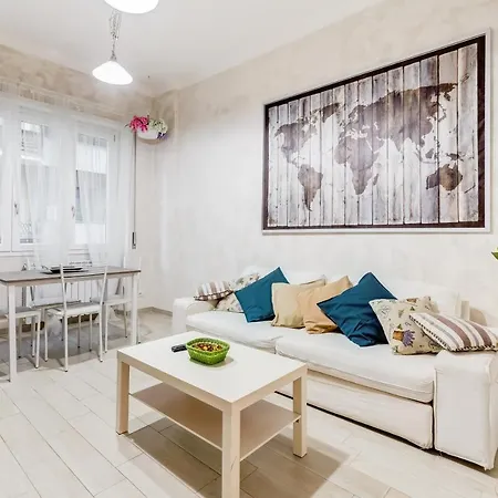 펜션 Egades House *